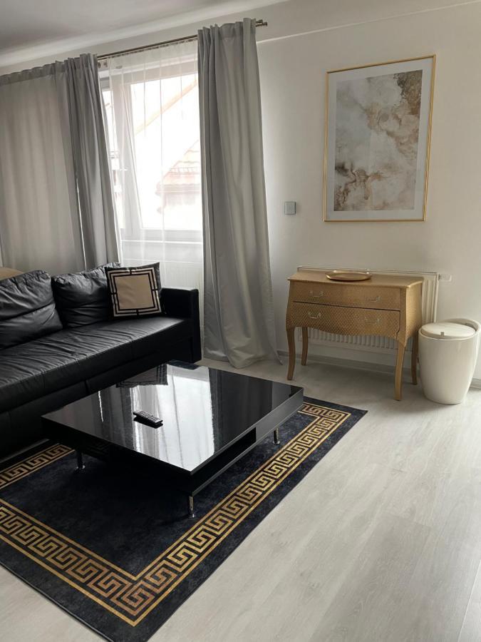 Zara Luxury Apartments The Absolute Center Of Žilina Eksteriør billede